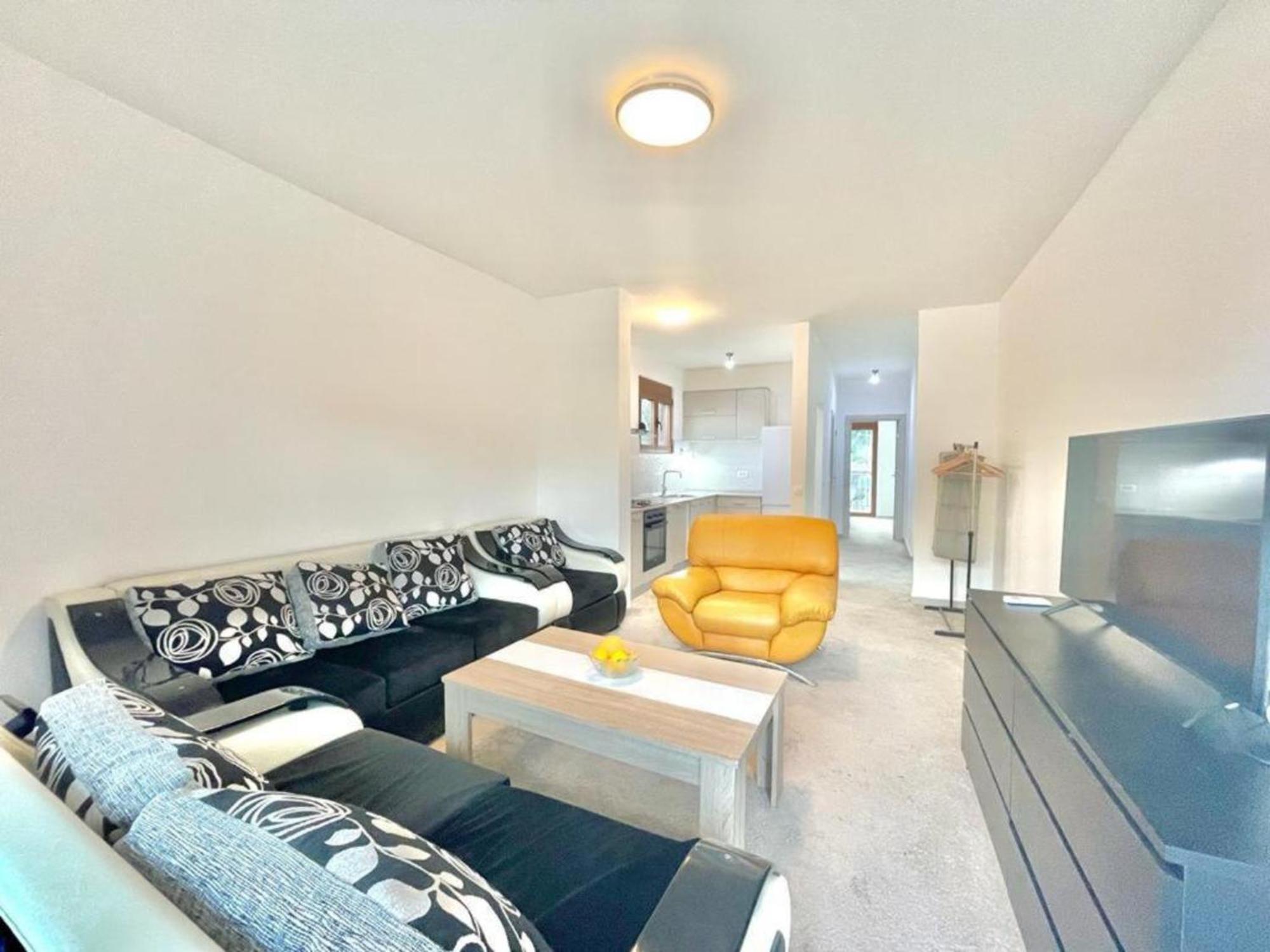 Apartament Redondo *
